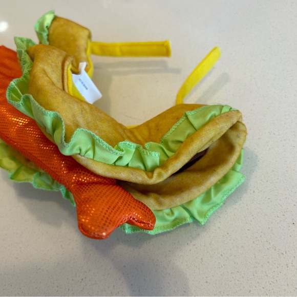 Hyde & Eek Cat Fish Taco Hat - Picture 6 of 10